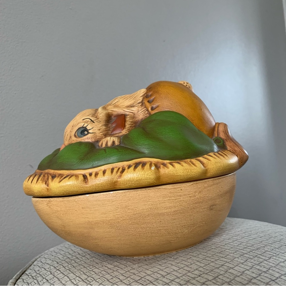 Vintage bunny on egg by Holland Mold - signed Donna, 1973
